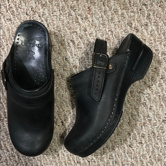 Dansko Black Leather Clogs - Picture 5 of 5